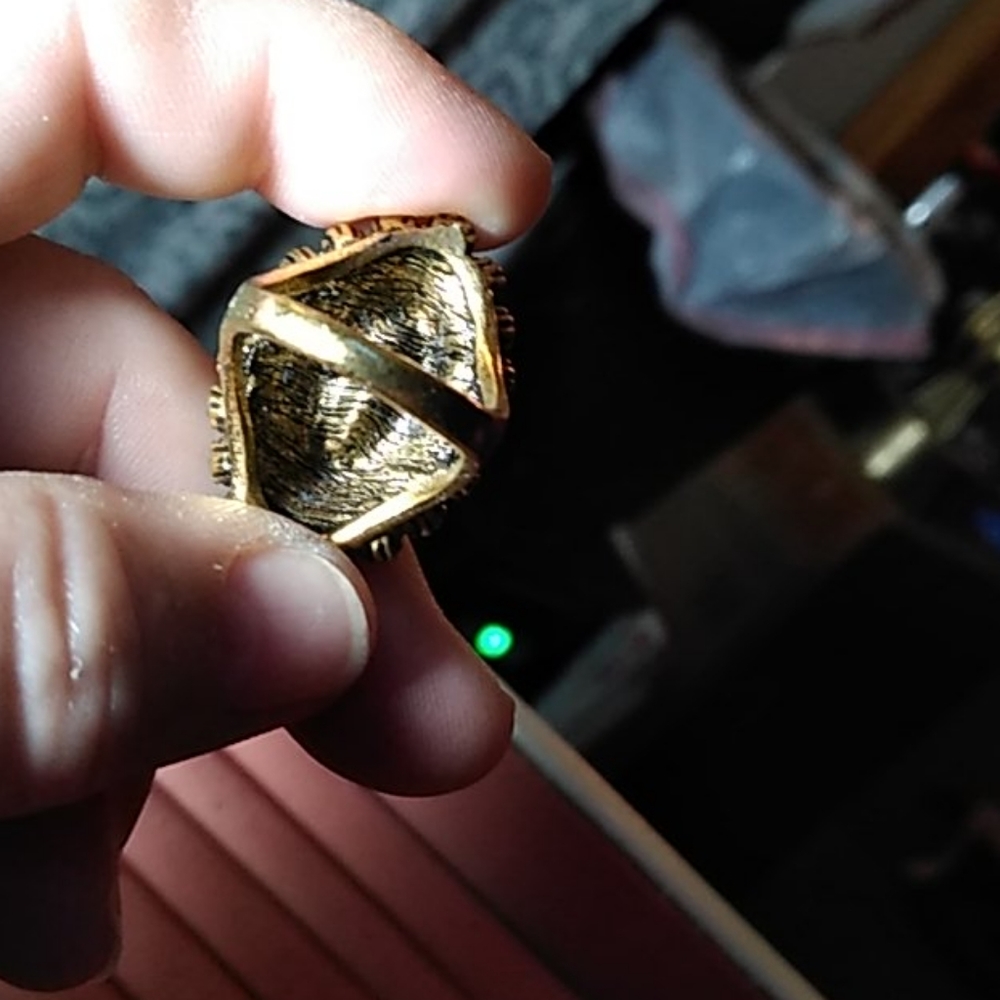 Ring - Picture 4 of 4